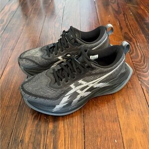 Asics Superblast 2 M7/W8.5